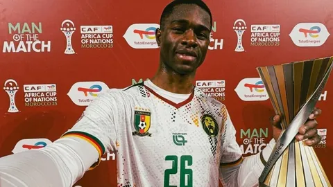 大乐透期号专家推荐：爵士客场得分预测及质合分析